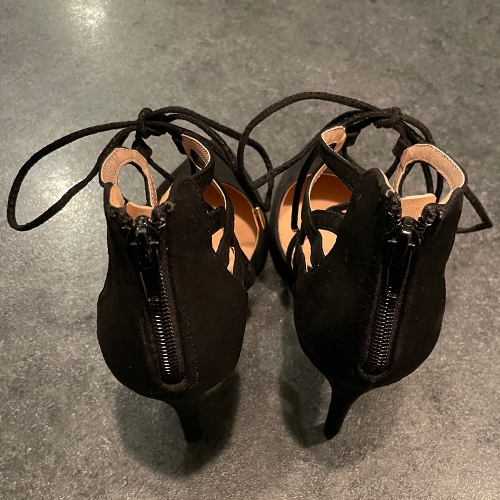 Heels - Picture 8 of 11